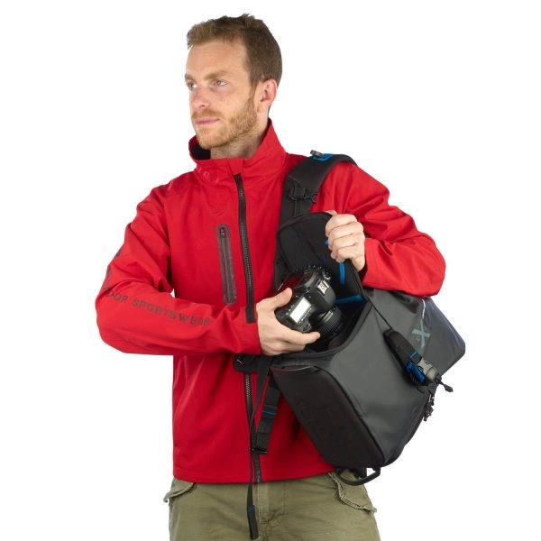 MyMiggo Agua Medium Stormproof Backpack For large DSLR and mounted 24-70 lens 